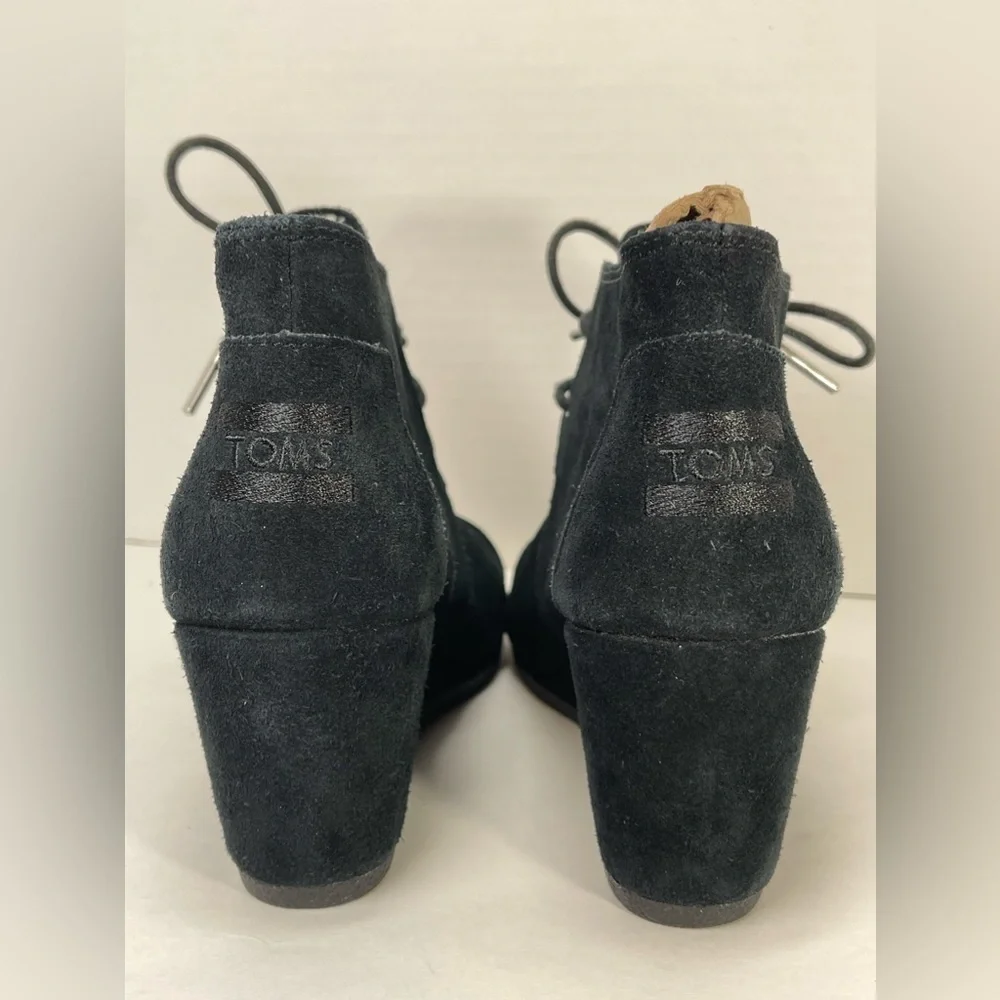 Tom’s Women’s Desert Wedge‎ Suede Ankle Boot Size 8 Black